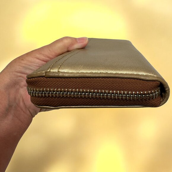Coach Pale Metallic Gold Zip Around Vintage Leather Wallet - Picture 5 of 13